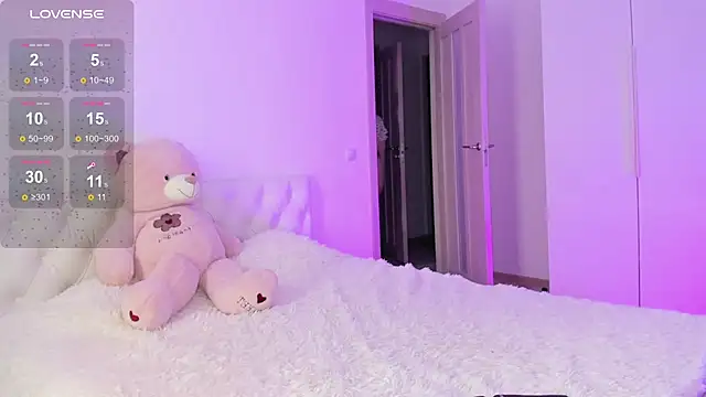 incredibly soft online show from September 2025 11:54:02 AM