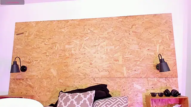 Snapshot of santiblack7 chatting on October 2025 07:25:02 PM santiblack7 online show from October 2025 07:25:02 PM