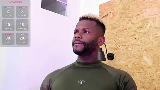 Snapshot of santiblack7 chatting on October 2025 08:16:02 PM santiblack7 online show from October 2025 08:16:02 PM