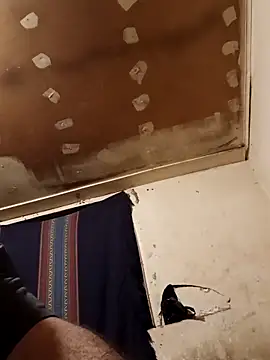 Snapshot of lucho2328 chatting on October 2025 03:28:01 AM lucho2328 online show from October 2025 03:28:01 AM