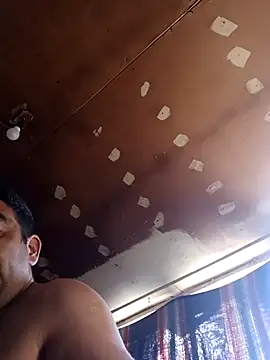 Snapshot of lucho2328 chatting on November 2025 09:03:02 PM lucho2328 online show from November 2025 09:03:02 PM