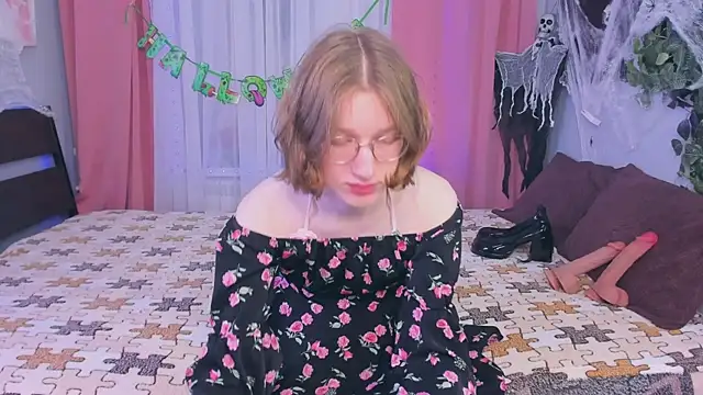 Masuzy online show from October 2025 10:54:02 AM