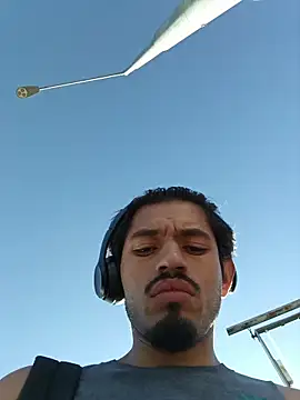 Snapshot of mrredcorn chatting on October 2025 03:47:02 PM mrredcorn online show from October 2025 03:47:02 PM