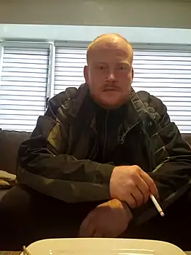 Snapshot of svenni2525 chatting on October 2025 09:31:01 AM svenni2525 online show from October 2025 09:31:01 AM