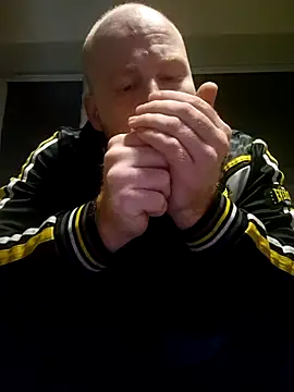 Snapshot of svenni2525 chatting on November 2025 11:59:02 PM svenni2525 online show from November 2025 11:59:02 PM