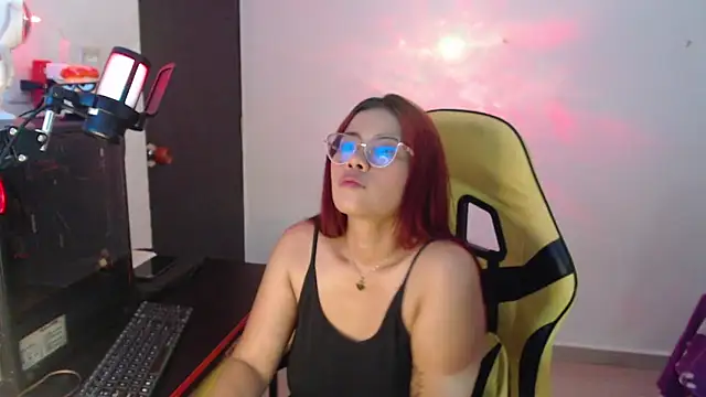 Scarlett Gracee  online show from November 2025 04:39:02 AM