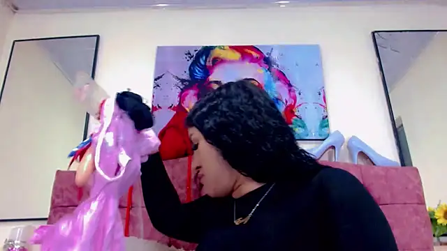 Eemily - online show from October 2025 06:06:02 AM