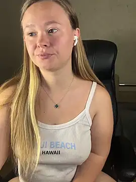 CaramelleSugar  online show from October 2025 07:00:01 PM