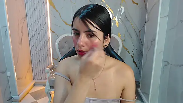 Eilyn love b online show from September 2025 12:50:02 PM