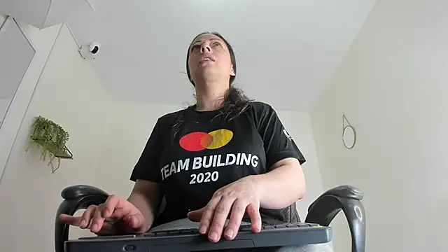 Snapshot of Katia_gh chatting on October 2025 11:22:01 AM Katia gh online show from October 2025 11:22:01 AM