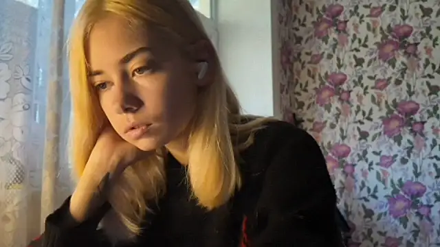 Witching Moon online show from September 2025 07:57:02 AM