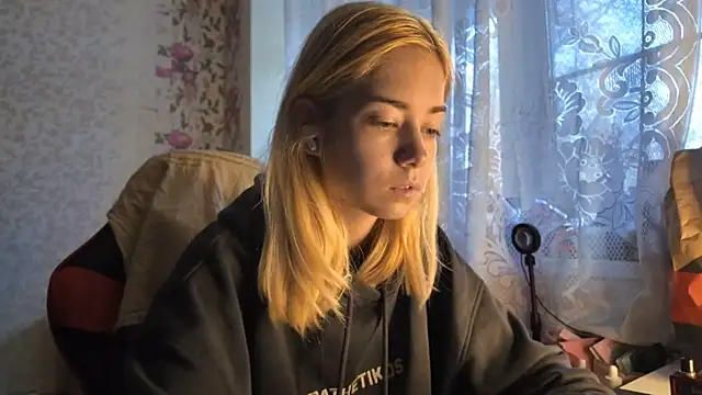 Witching Moon online show from October 2025 07:11:01 AM