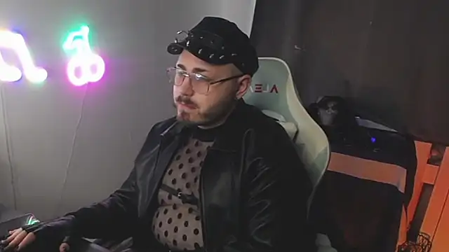 FabianKinky online show from October 2025 11:55:02 AM