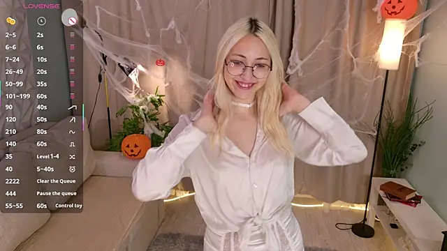 Marry sharp online show from November 2025 09:28:01 PM