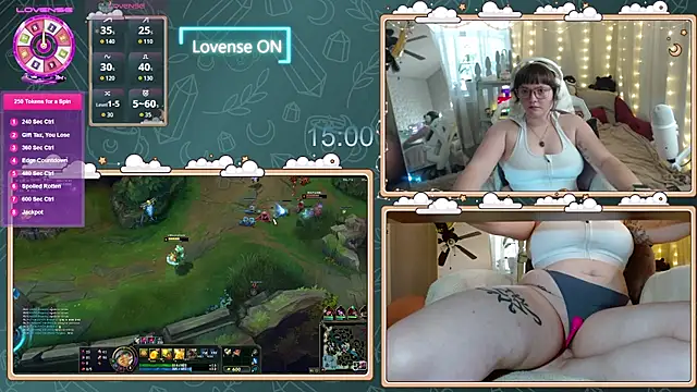 Snapshot of ithuriella chatting on October 2025 02:50:01 PM ithuriella online show from October 2025 02:50:01 PM