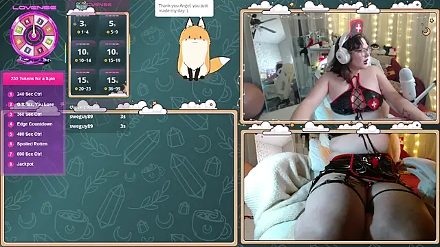 Snapshot of ithuriella chatting on October 2025 02:08:01 AM ithuriella online show from October 2025 02:08:01 AM