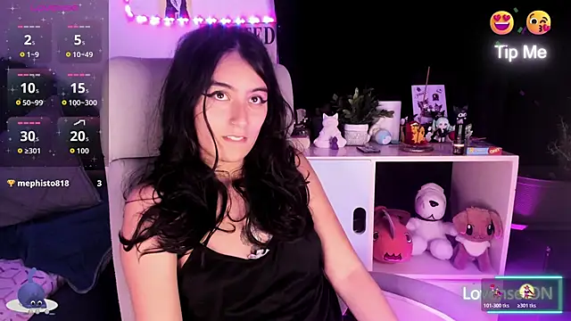 Snapshot of namiiwhite chatting on November 2025 10:52:02 PM namiiwhite online show from November 2025 10:52:02 PM