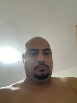 Snapshot of Morenocasado34liberal chatting on October 2025 09:15:02 PM Morenocasado34liberal online show from October 2025 09:15:02 PM