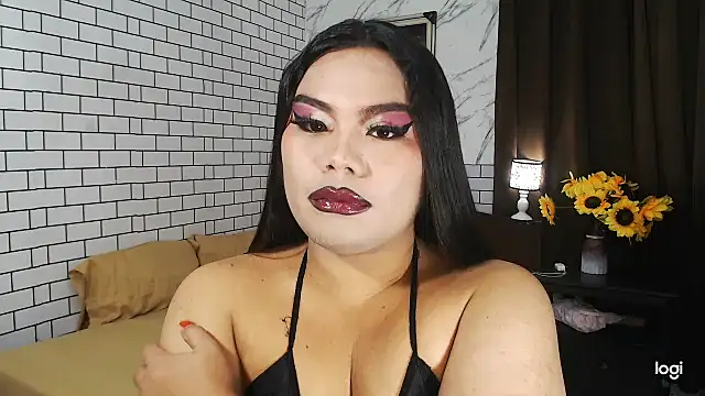 TSbrianaHugeCock online show from September 2025 02:57:01 AM