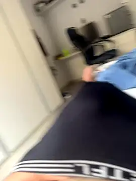 Novinho16cmz online show from October 2025 04:26:01 PM