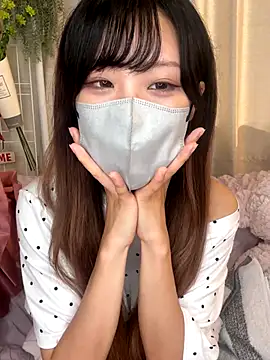 emiiiii1001 online show from September 2025 05:11:02 AM