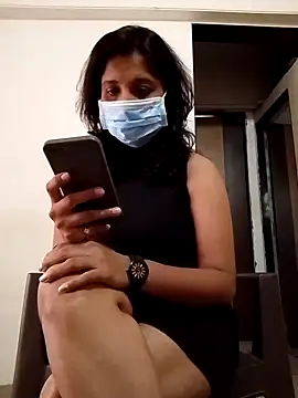 Love Foreverr12 online show from October 2025 04:56:02 AM