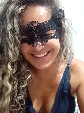 RaphinhaSanches online show from October 2025 02:37:01 PM