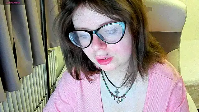 Snapshot of MilisaSweet777 chatting on September 2025 06:57:01 PM MilisaSweet777 online show from September 2025 06:57:01 PM