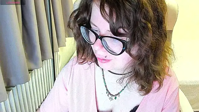 Snapshot of MilisaSweet777 chatting on October 2025 07:11:02 PM MilisaSweet777 online show from October 2025 07:11:02 PM