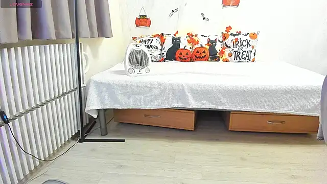 Snapshot of MilisaSweet777 chatting on October 2025 07:10:02 PM MilisaSweet777 online show from October 2025 07:10:02 PM