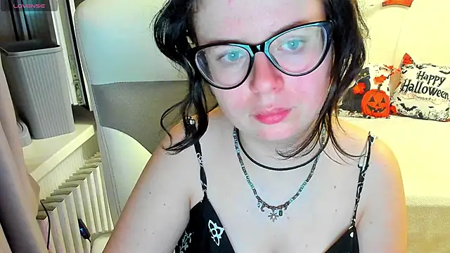 Snapshot of MilisaSweet777 chatting on November 2025 08:19:02 PM MilisaSweet777 online show from November 2025 08:19:02 PM