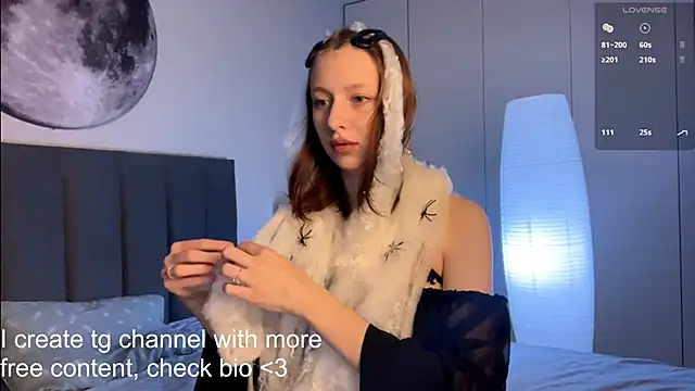 Snapshot of EllieDream chatting on October 2025 07:31:01 AM EllieDream online show from October 2025 07:31:01 AM