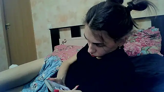 Snapshot of Crazy_Empresis chatting on October 2025 11:33:02 AM Crazy Empresis online show from October 2025 11:33:02 AM