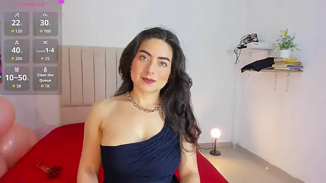 sashaa petit online show from October 2025 11:33:02 AM