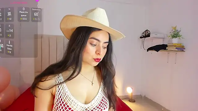 sashaa petit online show from October 2025 11:57:02 AM