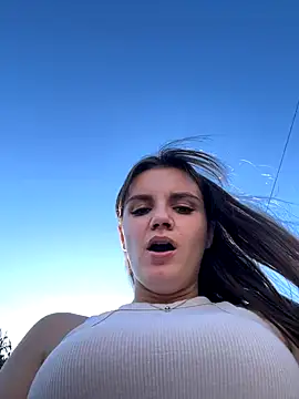 Stefaniyka online show from September 2025 01:46:01 PM