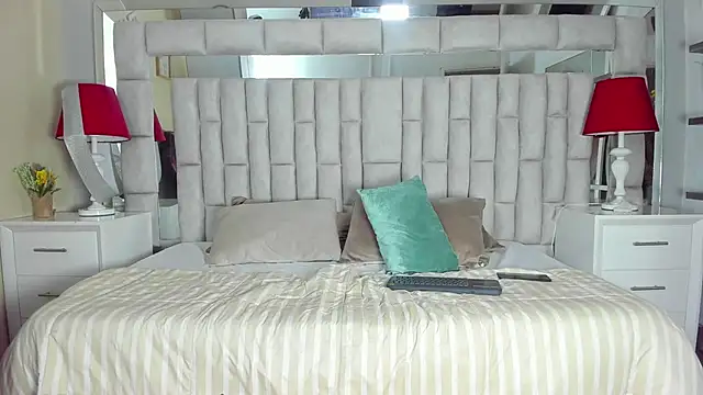 college muscle ass1 online show from October 2025 12:41:02 PM