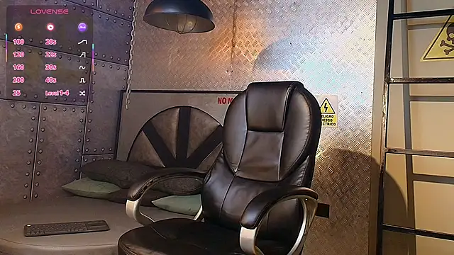 MarcusRain  online show from October 2025 03:04:01 AM