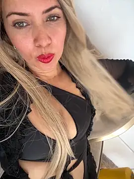 becca scotts online show from October 2025 12:28:01 PM