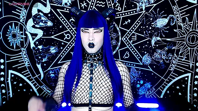 Snapshot of naomi_satan chatting on October 2025 11:23:01 PM naomi satan online show from October 2025 11:23:01 PM