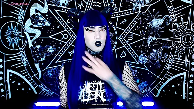 Snapshot of naomi_satan chatting on October 2025 12:21:02 AM naomi satan online show from October 2025 12:21:02 AM