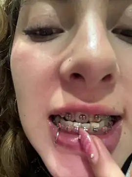 Snapshot of Samantha_2190 chatting on December 2025 03:58:02 AM Samantha 2190 online show from December 2025 03:58:02 AM