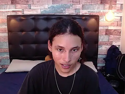 Andrew Landry online show from September 2025 06:08:02 PM