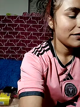 Zayra Velisse online show from September 2025 04:56:01 AM