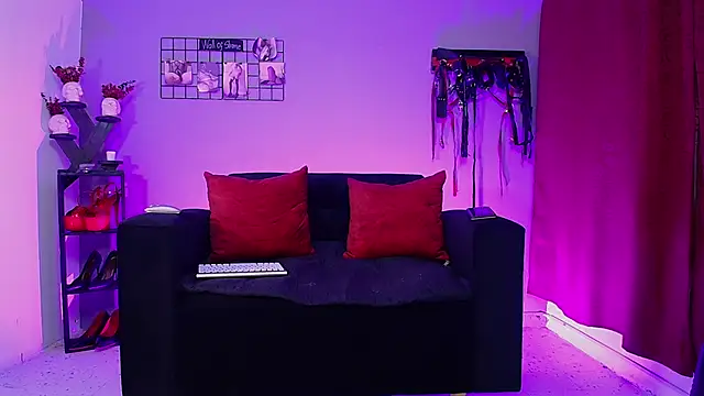 Snapshot of Daphne_Clarke chatting on October 2025 10:05:02 AM Daphne Clarke online show from October 2025 10:05:02 AM