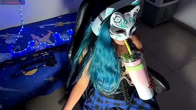 Snapshot of bluesubmissive chatting on October 2025 03:40:01 AM bluesubmissive online show from October 2025 03:40:01 AM