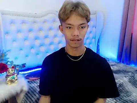 Snapshot of jersthebigfuckerxxx chatting on October 2025 04:42:01 AM jersthebigfuckerxxx online show from October 2025 04:42:01 AM