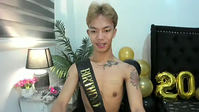 Snapshot of jersthebigfuckerxxx chatting on October 2025 10:10:02 PM jersthebigfuckerxxx online show from October 2025 10:10:02 PM