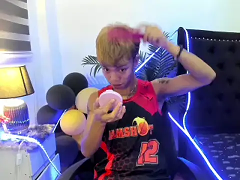 Snapshot of jersthebigfuckerxxx chatting on November 2025 06:38:02 AM jersthebigfuckerxxx online show from November 2025 06:38:02 AM