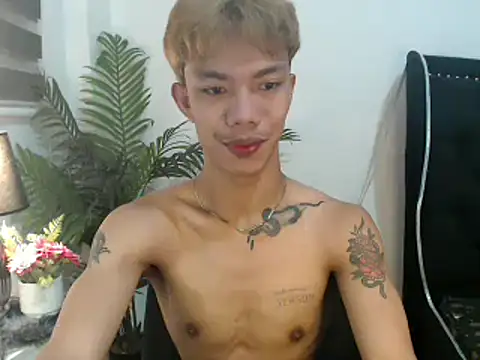 Snapshot of jersthebigfuckerxxx chatting on November 2025 04:33:02 AM jersthebigfuckerxxx online show from November 2025 04:33:02 AM